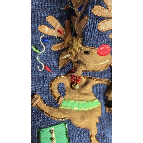Tiara International Vintage Embellished Rhinestone Reindeer Sweater Size Large - Picture 7 of 13